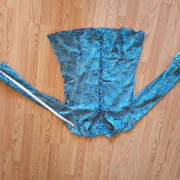 Blue Floral Button Down Size Large - Picture 4 of 5